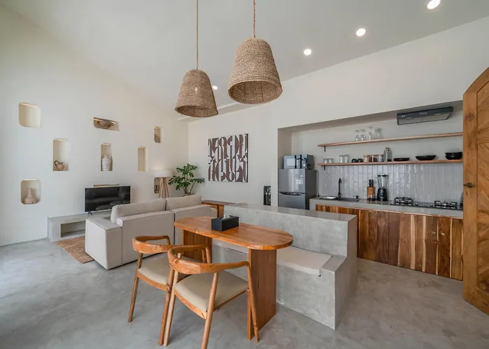 Вилла Lenomi - Cute 1 Bedroom W/ Pool In *