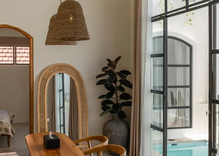 Lenomi - Cute 1 Bedroom W/ Pool In *